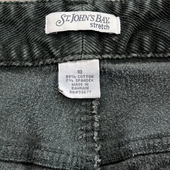 St. John's Bay Straight Leg Stretch Women's Olive Green Corduroy Pants Size 10 - Picture 11 of 16